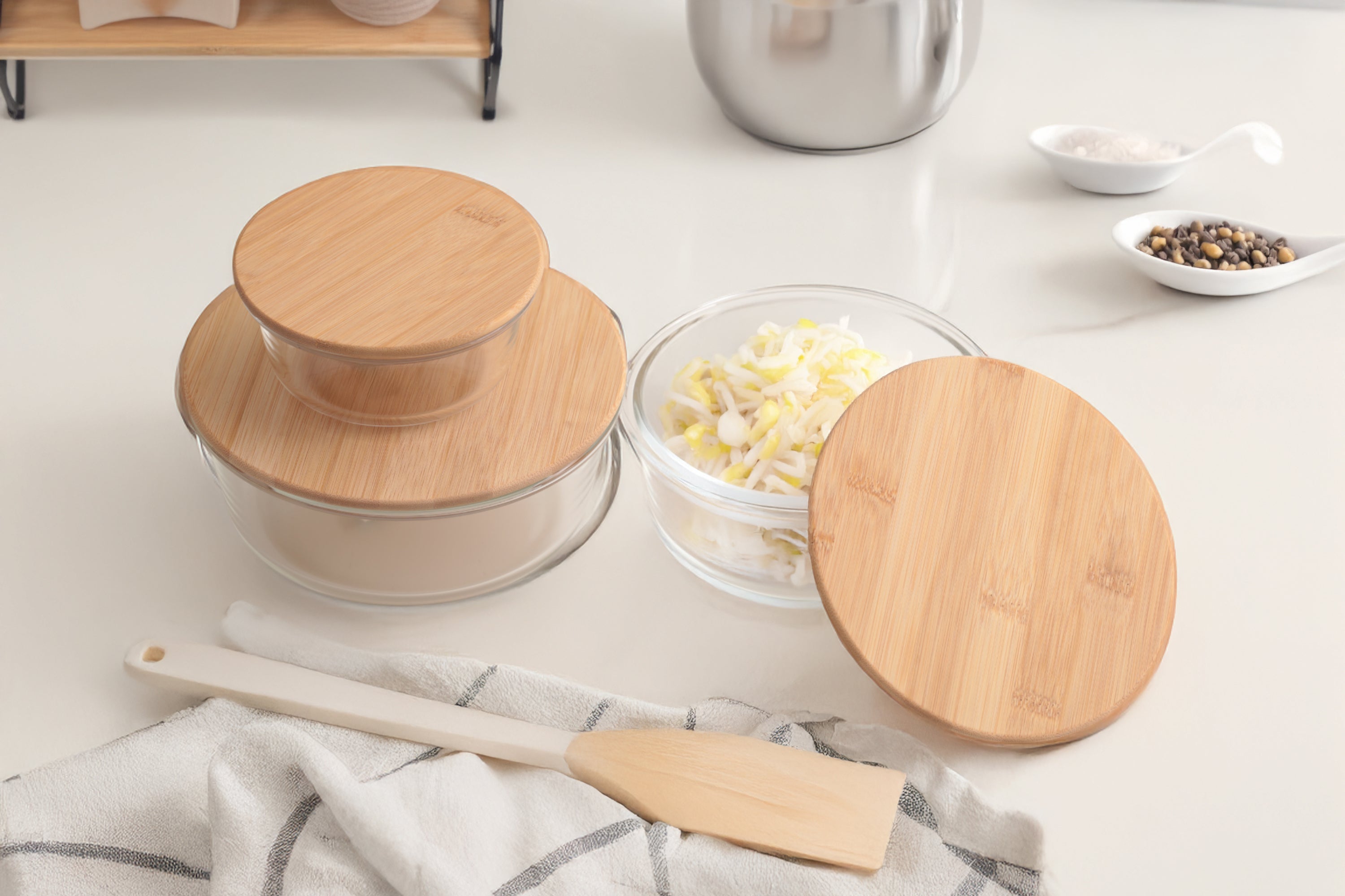 ROUND GLASS CONTAINER